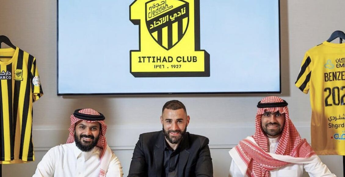 كريم بنزيما يوقع رسميا مع الاتحاد جدة