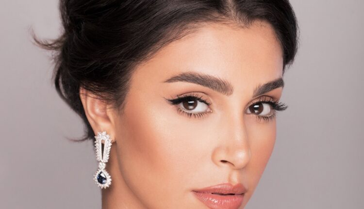 ملكة جمال لبنان ياسمينا زيتون