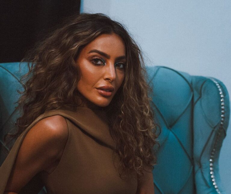 فاطمة الصفي - الصورة من حسابها على انستغرام