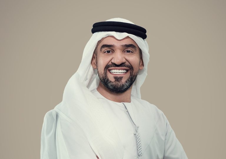 حسين الجسمي يشيع جثمان شقيقه جمال ويتذكر لحظات السعادة بينهما