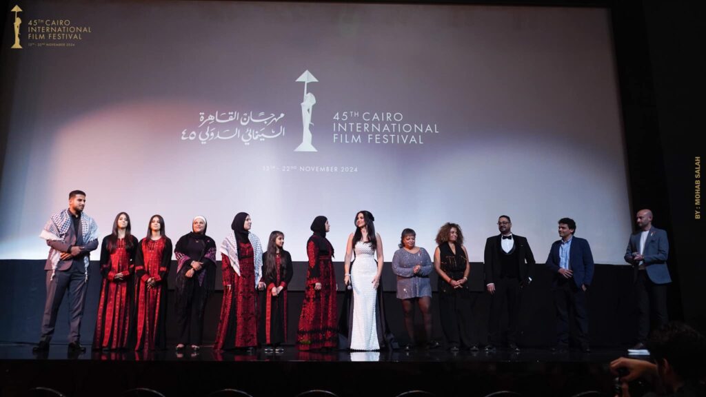 درة ونجوم الفيلم في العرض العالمي الأول