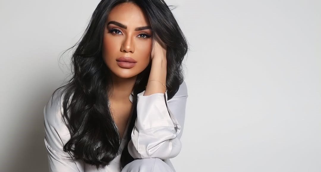 لبنى عبد العزيز تنسحب غاضبة