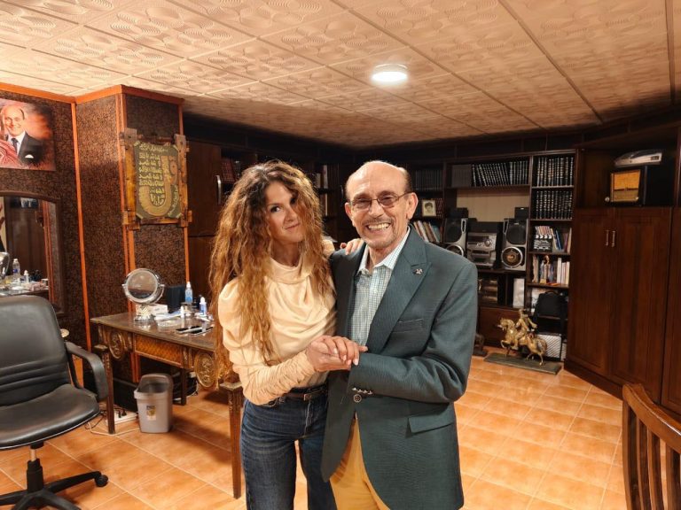 محمد صبحي مع ليزا