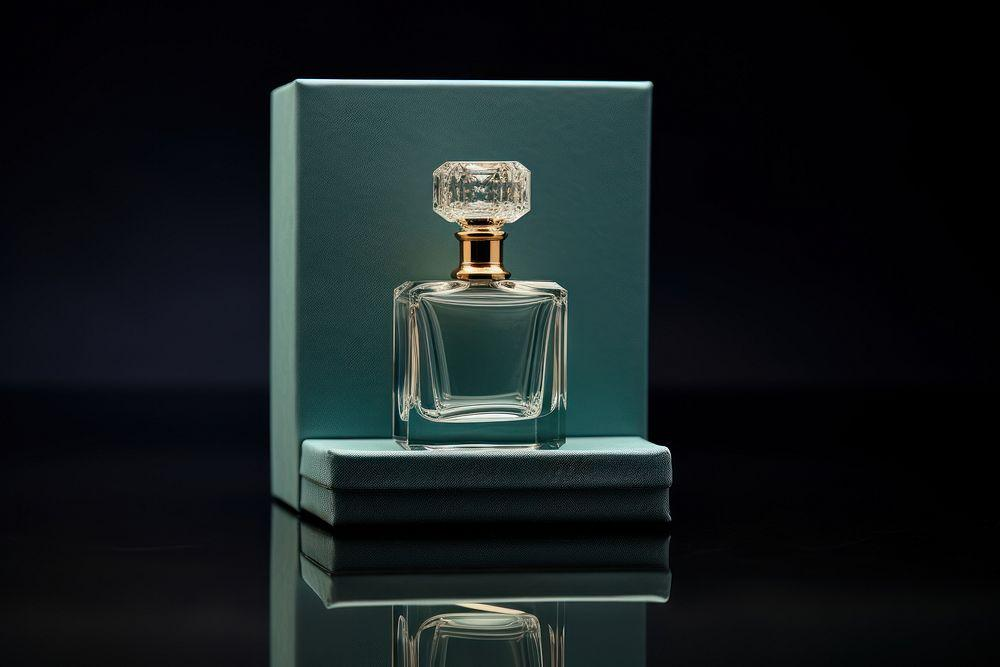 كيف تميّزين بين العطر الأصلي والمقلّد؟ 7 علامات لا تخدعكِ