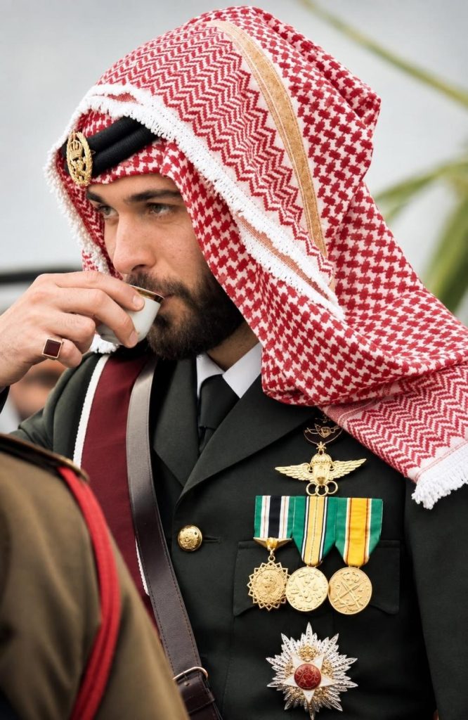 الأمير هاشم بن الحسين مستشاراً لملك الأردن بسيرة عسكرية وأكاديمية عريقة